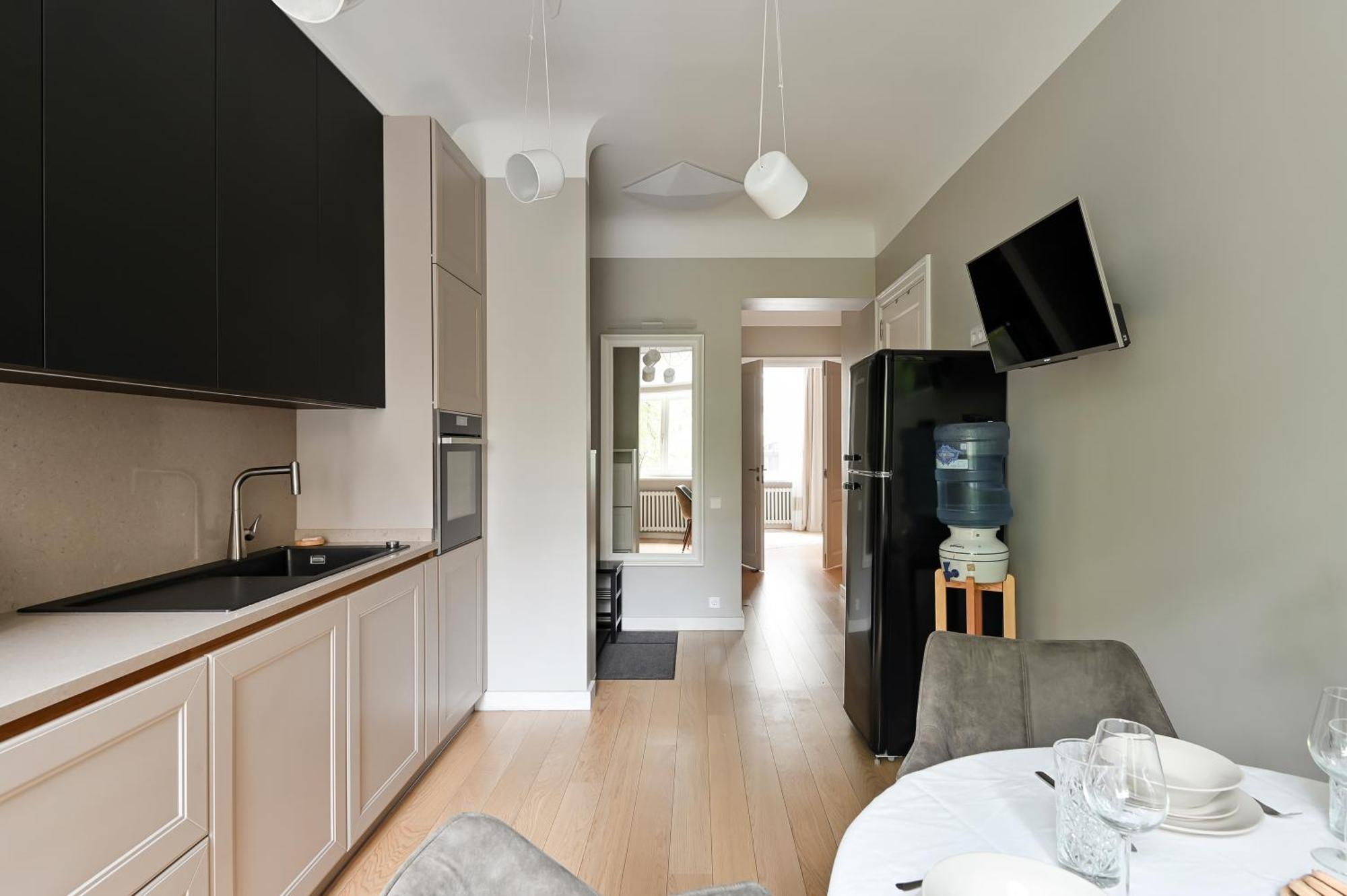 Modern 2-Bdrm Centre Apartment Riga Ngoại thất bức ảnh